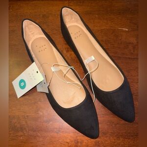 NWT A NEW DAY women’s Corinna flats sz 8✨